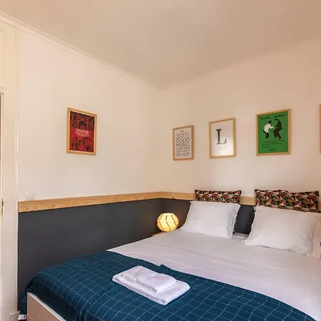 Fantastic Family Apartment In Estrela Lisbon Exterior photo